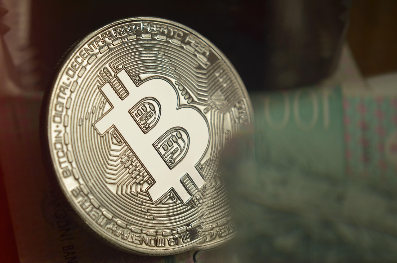 FxPro分析师Alex Kuptsikevich：数据显示XRP、SOL、ADA展现出技术面强势讯号